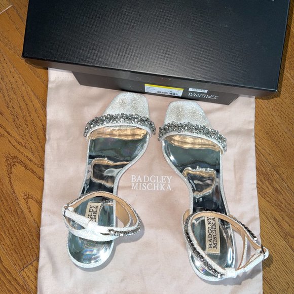 Badgley Mischka Bridal Heeled Sandals - Size 9.5 - Picture 6 of 8